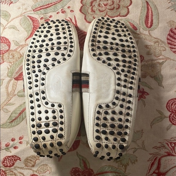 Tod\'s Gommini White Slip-On Driving Loafers Side Suede Stripes Moccasin Unisex main image 8